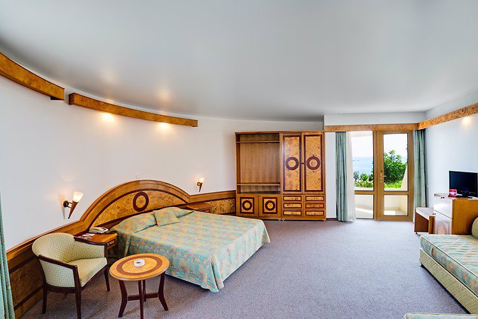 Семейный номер со стороны суши